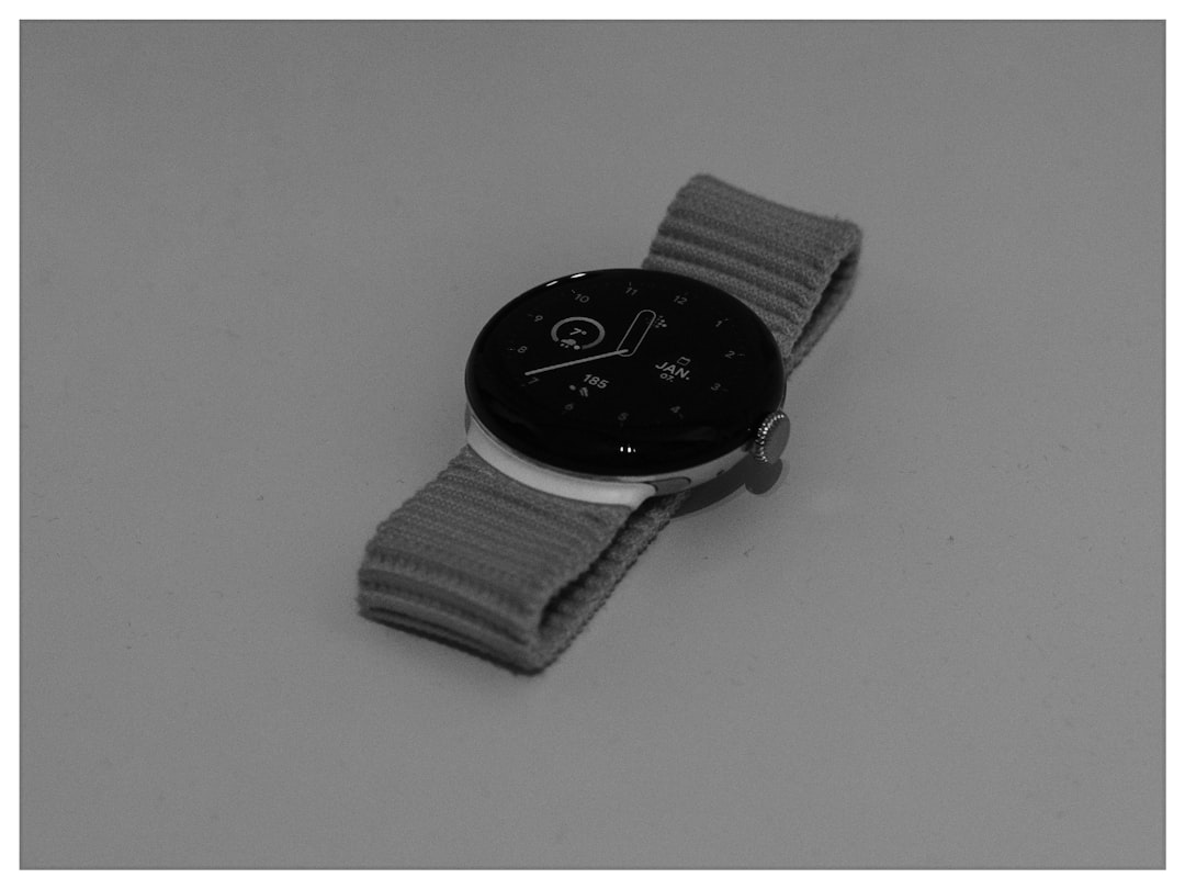 Pixel Watch 5 Stephen Curry Edition trapela con cinturino in tessuto ispirato a Fitbit Air
