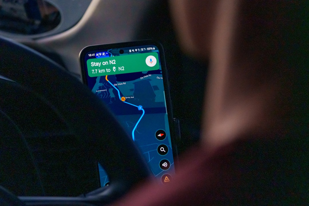 Google Maps cuts commuter stress with traffic, alternate routes and offline maps