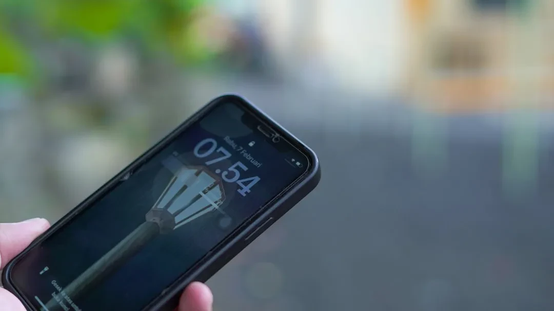 Google sells a Pixel 11 Clear Case for $50 but a similar one costs $15