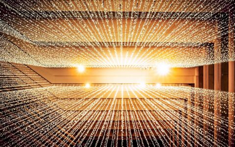 Tim Berners-Lee: chi è e perché ha creato il web