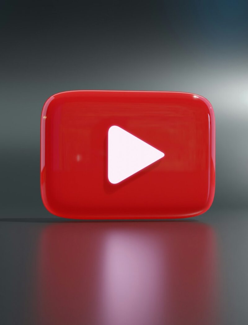 YouTube: come è nato, come funziona e perché ha trasformato la cultura