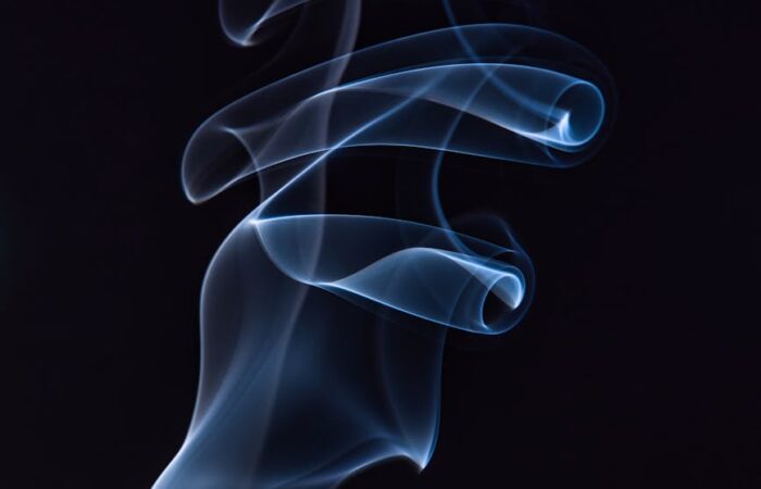 IQOS, Bonds, tabacco riscaldato, sigarette elettroniche, Philip Morris Italia